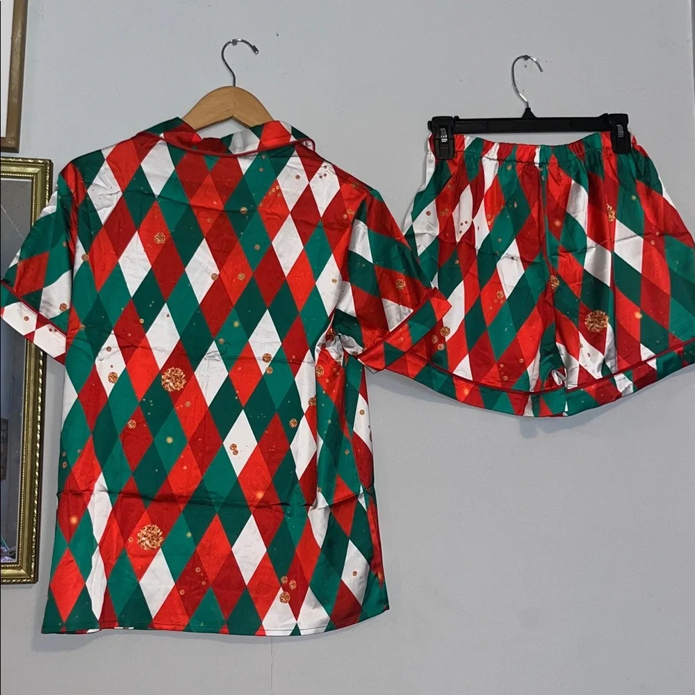 NEW NIP Satiny Diamond Pattern Matching Pajama Shorts Set Size Small Gold